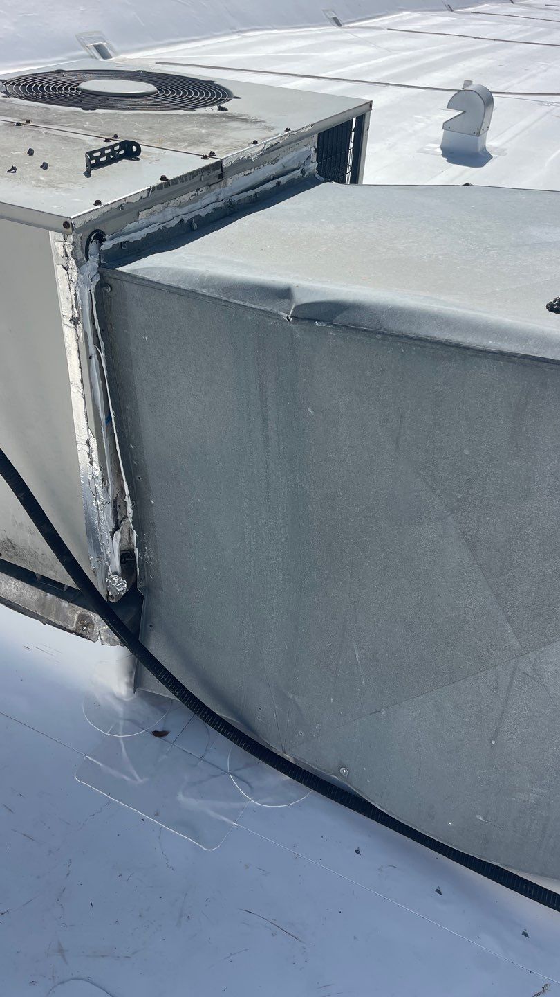 Professional roofer at work 10