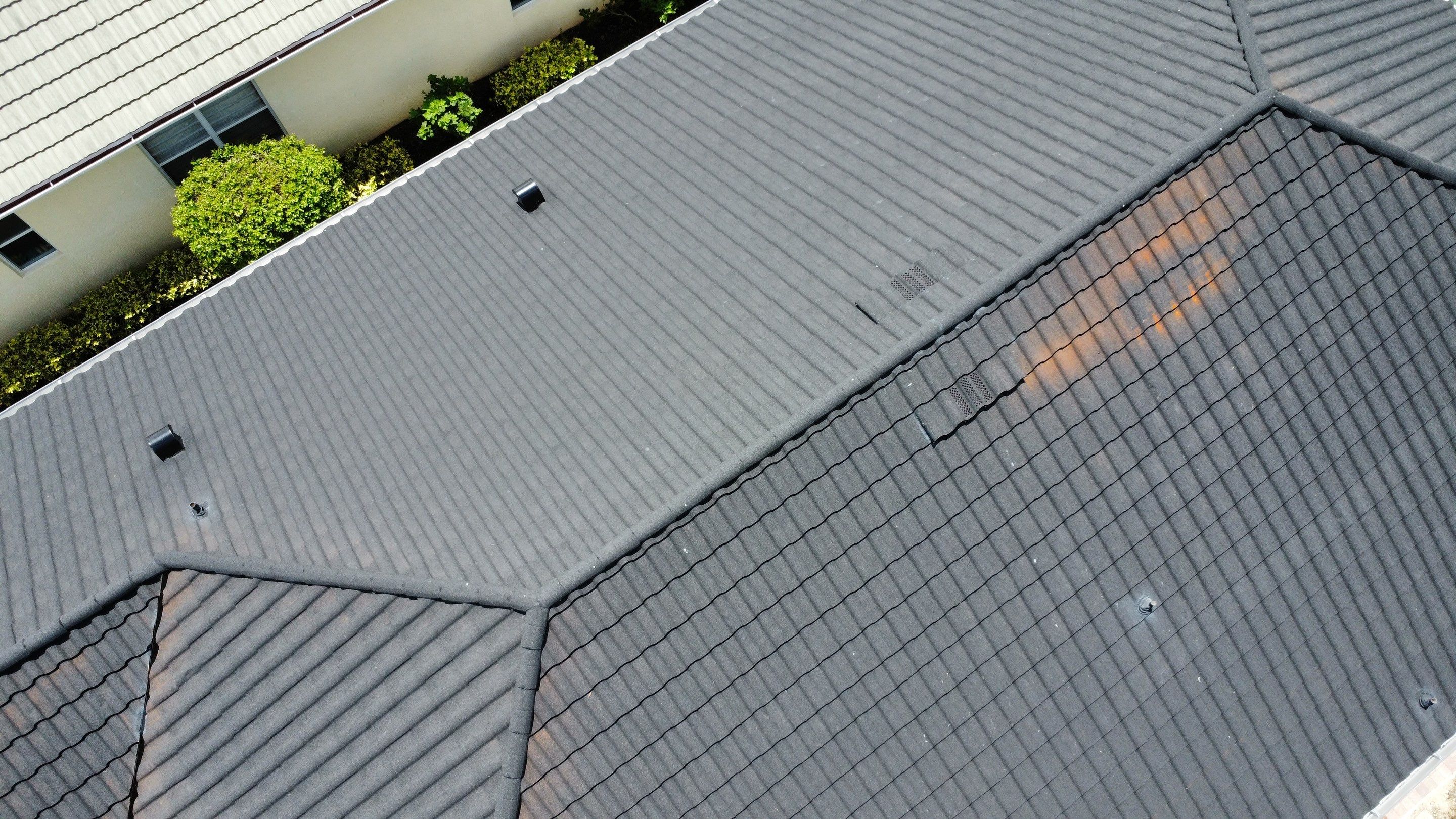 White membrane flat roof detail final